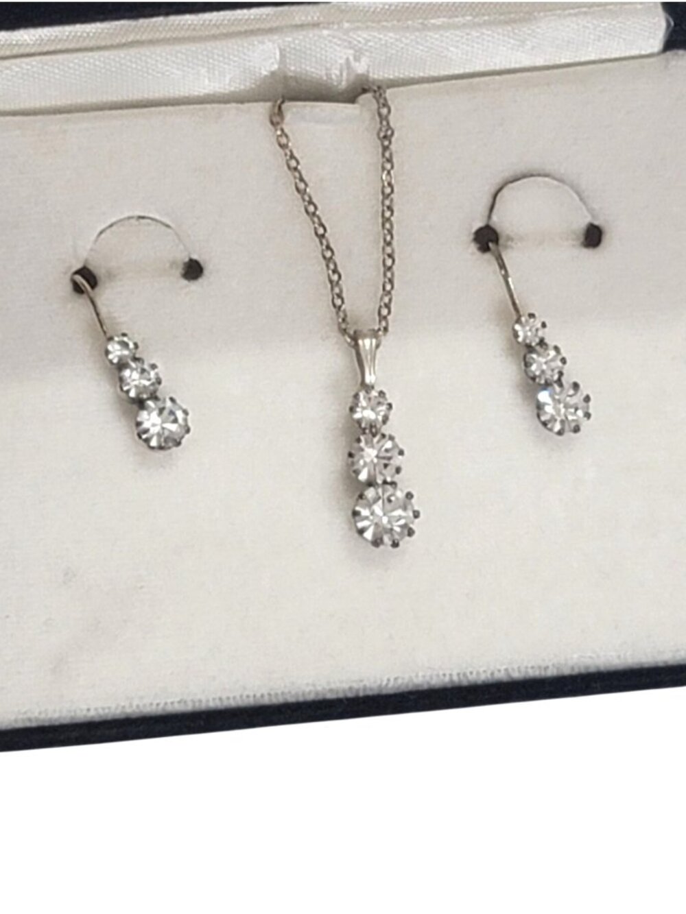 Necklace Earrings Set With Dangle Pendant & Round Crystals Silver Tone Jewelry I - Picture 2 of 6